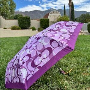 Classic Coach Purple Patterned Umbrella
